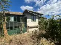  КЪЩА С ГОЛЯМ ДВОР В СЕЛО ИЗБУЛ   , снимка 4