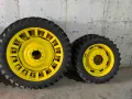 Тесни гуми с джанти за редови обработки за трактори John Deere (270-95/32 - 270-95/48) /// N01922, снимка 1
