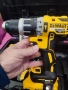 DeWALT DCD796 + Зарядно DCB1104 - 2025г., снимка 4
