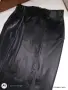 Елегантна черна пола от еко кожа GUESS с висока талия и цепка, снимка 10