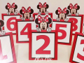 Тейбълкартички с номер на маса за детски празник на тема Мини Маус в червено, снимка 1 - Други - 36263922