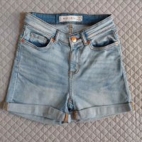 Дамски дънкови панталонки с висока талия, размер 32, снимка 1 - Къси панталони и бермуди - 42140592