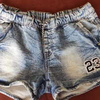 Страхотни къси дънкови панталонки , снимка 2 - Детски къси панталони - 41753160