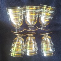 Страхотни ретро ракиени чаши, златни кантове, снимка 4 - Чаши - 41905589