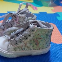 Детски обувки Kickers Kids, снимка 3 - Детски обувки - 39965166