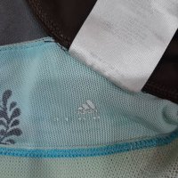 Adidas спортно бюстие, снимка 4 - Корсети, бюстиета, топове - 34198849