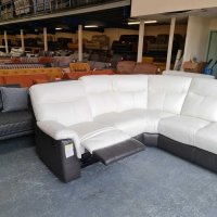 Кожен ъглов диван цвят бяло и тъмно сиво с релакс механизъм, снимка 3 - Дивани и мека мебел - 40621310