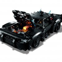 LEGO® Technic 42127 - Batman - Batmobile, снимка 5 - Конструктори - 35798304