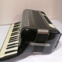 Акордеон Hohner Tango IM, снимка 2 - Акордеони - 41191096