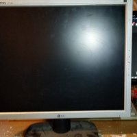 17 инча LCD LG за части, снимка 1 - Монитори - 42627832