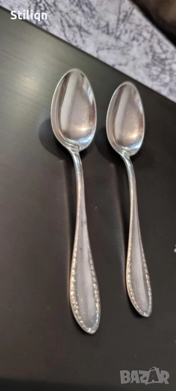Продават се комплект от 2 дълбоко посребрени лъжички за кафе., снимка 1