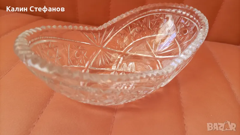 Кристална бонбониера, елипса, ръчна гравюра, снимка 1