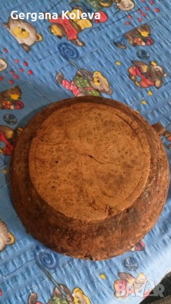 Продавам над 100 годишна дървена купа., снимка 1
