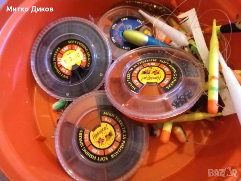 Кутия с рибарски истории тежести-плувки и други, снимка 1