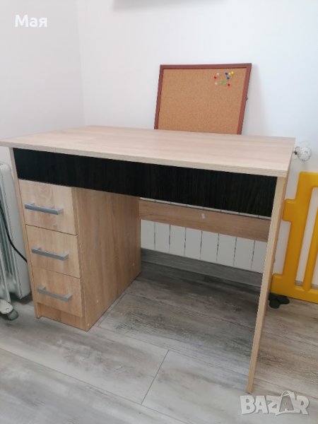 Бюро с повдигащ плот, снимка 1