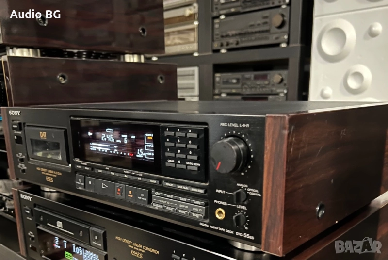 цифров дек DAT Sony DTC-55 ES, снимка 1