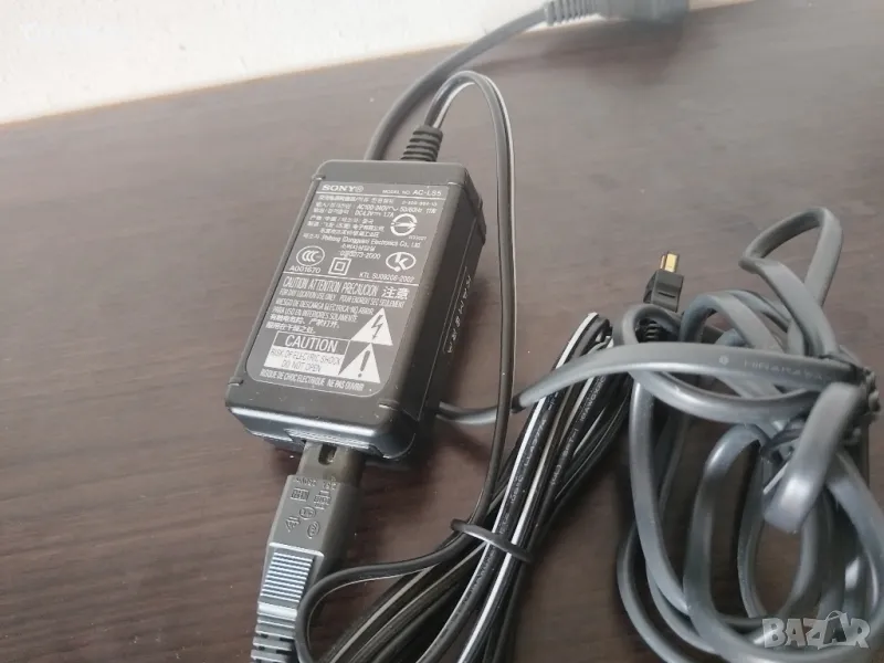 Зарядно за камери Sony AC-L25A, снимка 1