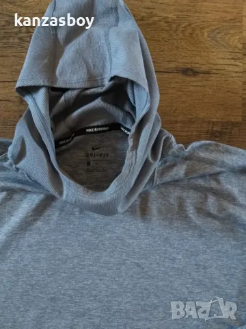 Nike Women's Element Hoodie - дамска ръннинг блуза КАТО НОВА Л, снимка 3 - Блузи с дълъг ръкав и пуловери - 48632786