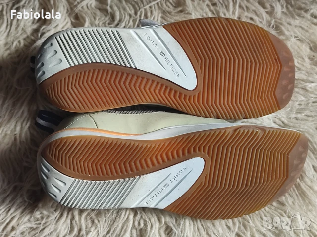 Tommy Hilfiger shoes 38, снимка 9 - Други - 51007350