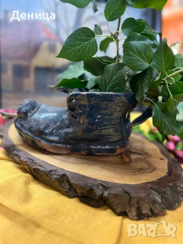 Керамична обувка за цветя Има дупка за отичане на водата Размер-24.5/10.5 см Цена-12€, снимка 11 - Саксии и кашпи - 53156938