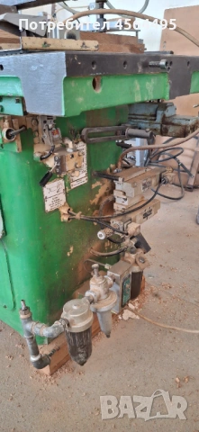 Продавам многошпинделна пробивна машина Holzkraft, снимка 2 - Други машини и части - 51606270