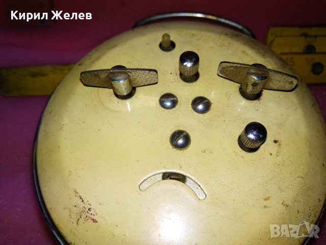 Стар РЯДЪК РЕТРО КОЛЕКЦИОНЕРСКИ МЕХАНИЧЕН БУДИЛНИК КИТАЙ РАНЕН СОЦ ФУНКЦИОНИРАЩ 40770, снимка 11 - Антикварни и старинни предмети - 44549203