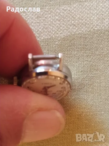 стар часовник Чайка , снимка 4 - Дамски - 55730257