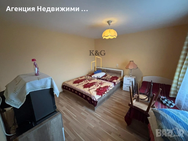 Едноетажна къща в гр. Завет, снимка 2 - Къщи - 53492598