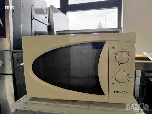 Микровълнова печка с грил 