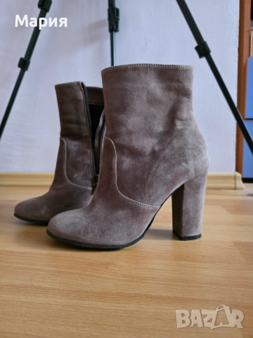 Боти на ток от естествен велур