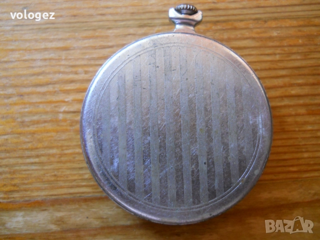 стари съветски джобни часовници "Молния" - работещи, снимка 14 - Антикварни и старинни предмети - 42730782