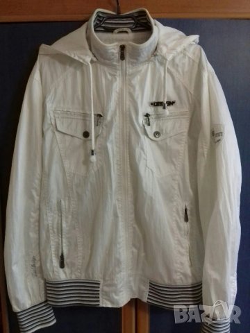 Лятно яке Design размер XL