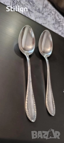 Продават се комплект от 2 дълбоко посребрени лъжички за кафе.