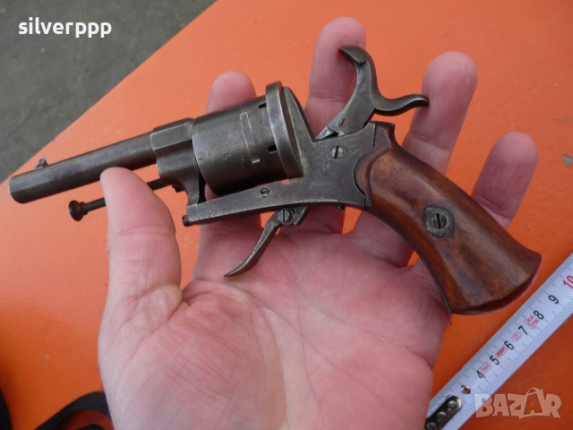 Револвер Ле Фуше - 7 мм , снимка 3 - Антикварни и старинни предмети - 53044671