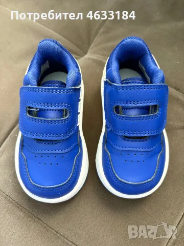 Маратонки Adidas, снимка 2 - Детски маратонки - 55973928