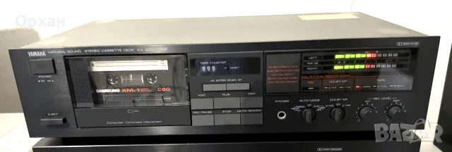 Продавам стерео касетен дек Yamaha KX-200 от легендарната серия Natural Sound.