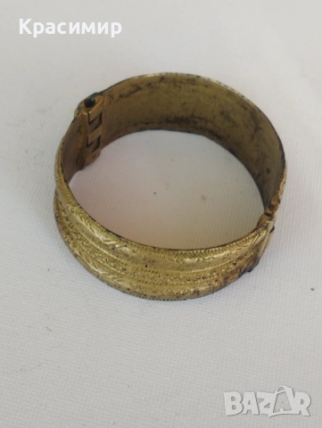 Стара месингова гривна . Доставка с еконт