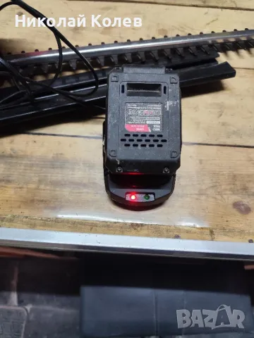 акумулаторен храсторез , снимка 5 - Градинска техника - 48655357