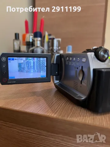 Видеокамера Sony Handycam 30GB HDD, снимка 4 - Камери - 50373343
