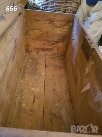 Дървен съндък и куфар, снимка 3 - Антикварни и старинни предмети - 42313108