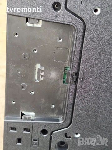 оригинална стойка за телевизор HITACHI Модел  50HAK6150, снимка 3 - Стойки, 3D очила, аксесоари - 53230800