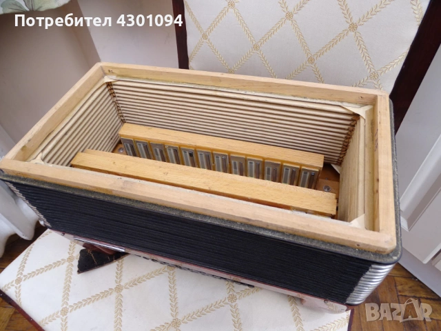 Мех за акордеон Weltmeister Stella 40 баса, снимка 9 - Акордеони - 53787619