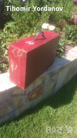 Стар дървен куфар., снимка 14 - Антикварни и старинни предмети - 51067438