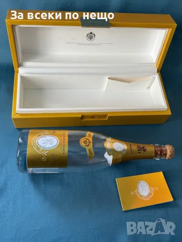 ОРИГИНАЛНА Бутилка от шапнаско с кутия Louis Roederer Cristal 2009, снимка 7 - Антикварни и старинни предмети - 49936638