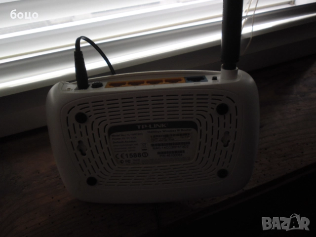 Продавам рутер TL-WR740N 150Mbs, снимка 2 - Рутери - 52475101