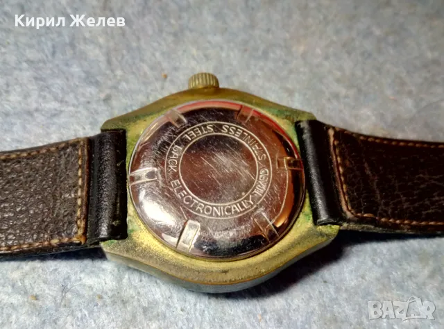 RUHLA ANTIMAGNETIC MADE in GDR Стар ПОЗЛАТЕН НЕМСКИ ЧАСОВНИК РУХЛА РАБОТИ КАИШКА Естеств. КОЖА 48690, снимка 2 - Антикварни и старинни предмети - 48148766