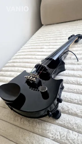 Zeta Violin 5 Strings Цигулка Зета 5 Струни Отлично Състояние Без Бартери Цена в Евро, снимка 2 - Струнни инструменти - 56159275