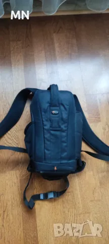 Фото Раница Lowepro flipside 200 aw, снимка 2 - Чанти, стативи, аксесоари - 50307725