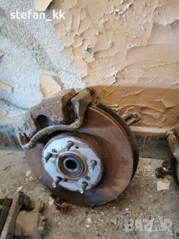 Предни главни Honda Stream 2 броя със спирачни апарати цената е за 2 броя 