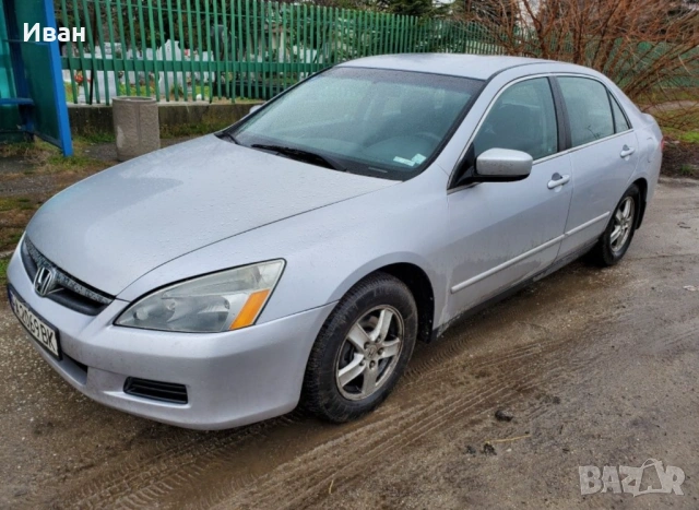 Honda Accord 2,4 vtec, снимка 11 - Автомобили и джипове - 53590312